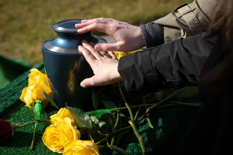 Urnes funéraires, Sedan, Pompes funèbres Le Souvenir